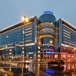 Novotel Kievskaya Hotel